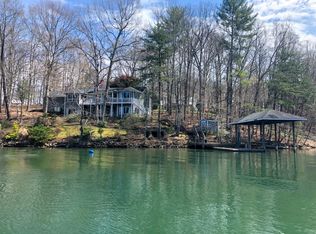 116 Woodley Rd, Moneta, VA 24121