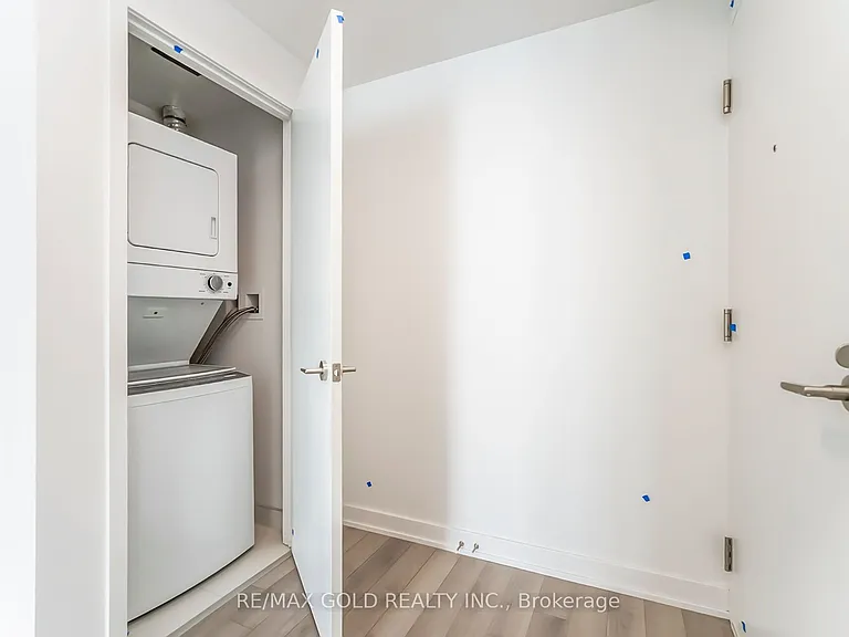 230 Simcoe St #2818 — Photo 9