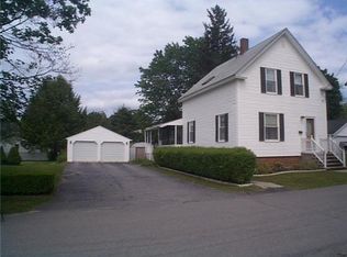 12 Berry Ave, Lisbon, ME 04252