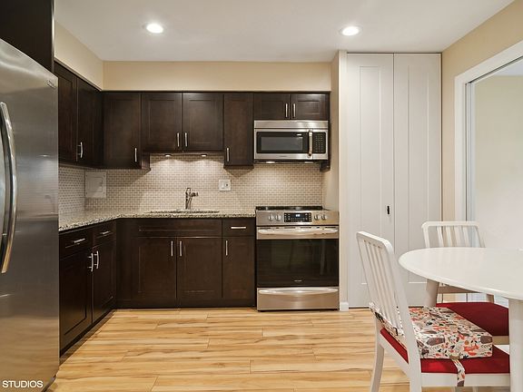 5th image of 1106 N Dale Ave APT 1G