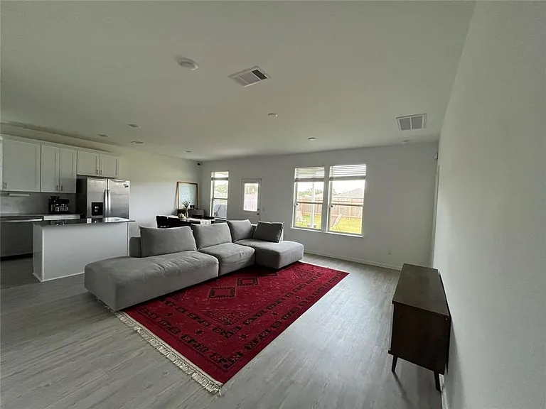 339 Paso Fino Dr — Photo 6