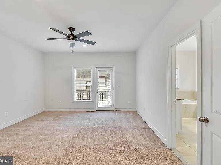 42281 Belgrave Gardens Ter — Photo 31