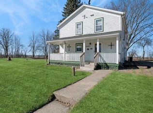 11527 E County Road J, Clinton, WI 53525