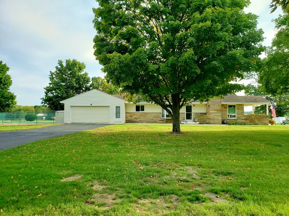 4810 Cannonsburg Rd NE, Belmont, MI 49306