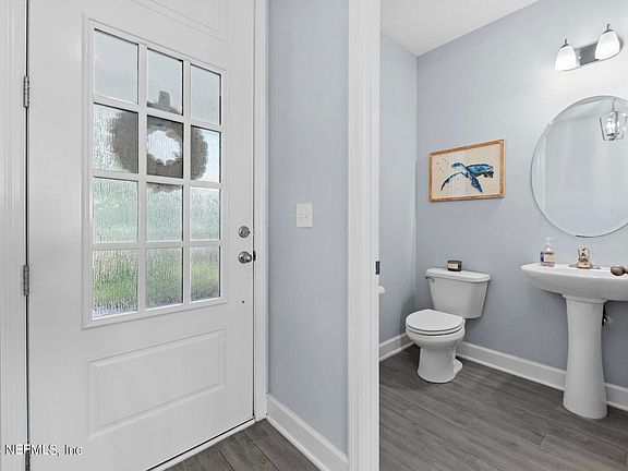 5th image of 393 VISTA LAKE Circle