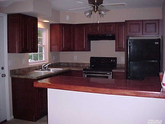 2nd image of 114 McKinley St