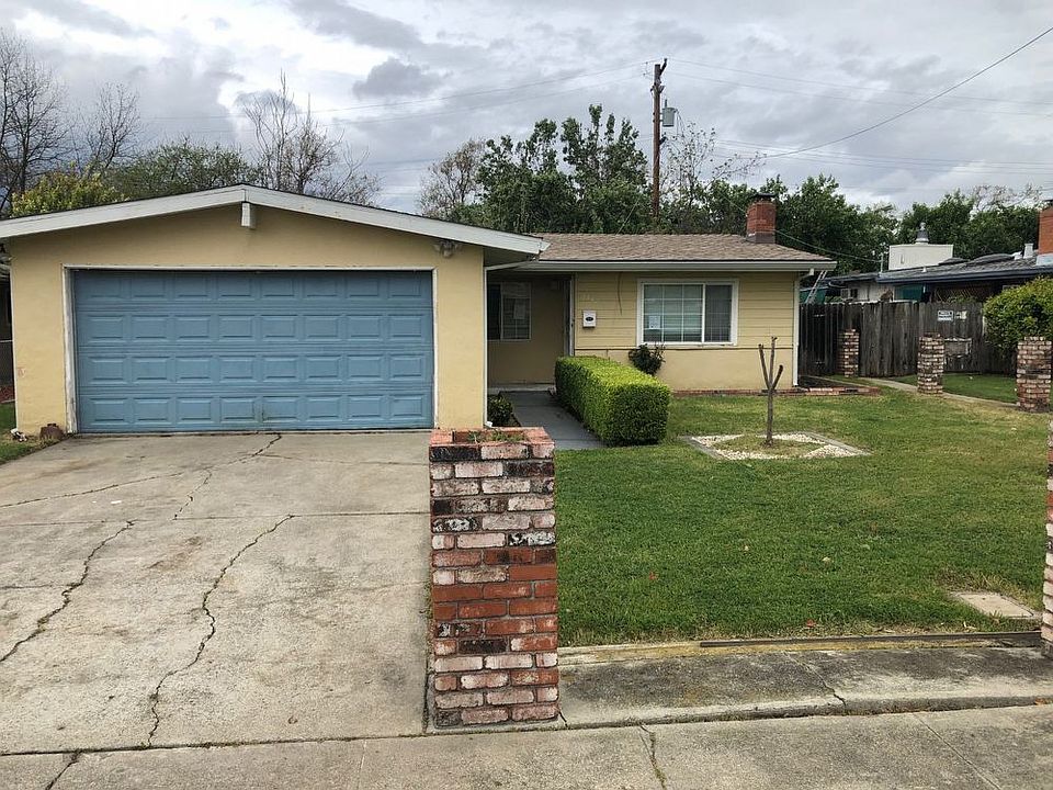 1st image of 2341 W Sonoma Ave
