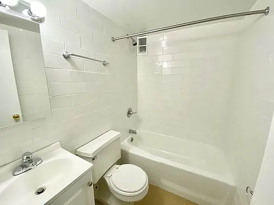 Rented by J PRESTON AND ASSOCIATES INC | media 8