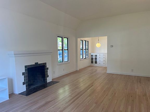 5th image of 80 Marion Ave