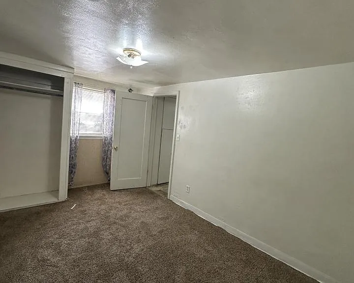 343 Terry Ave #3 — Photo 4