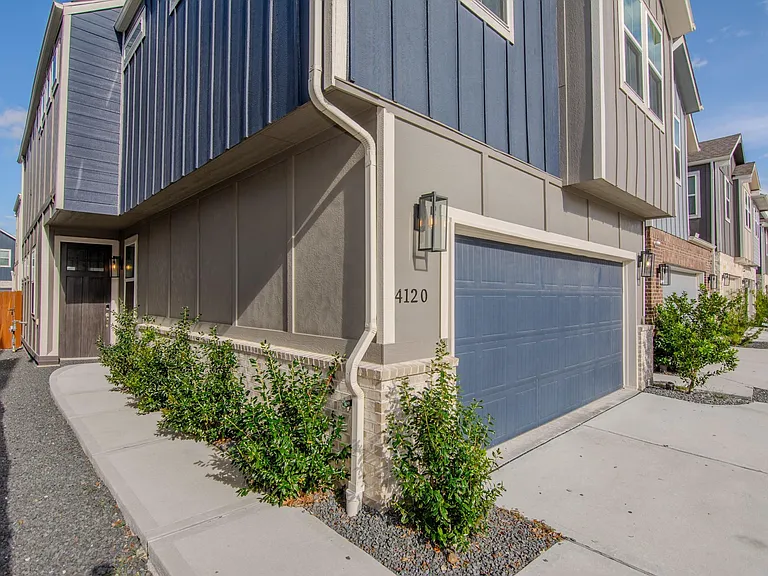 4120 Split Ivy Dr — Photo 1