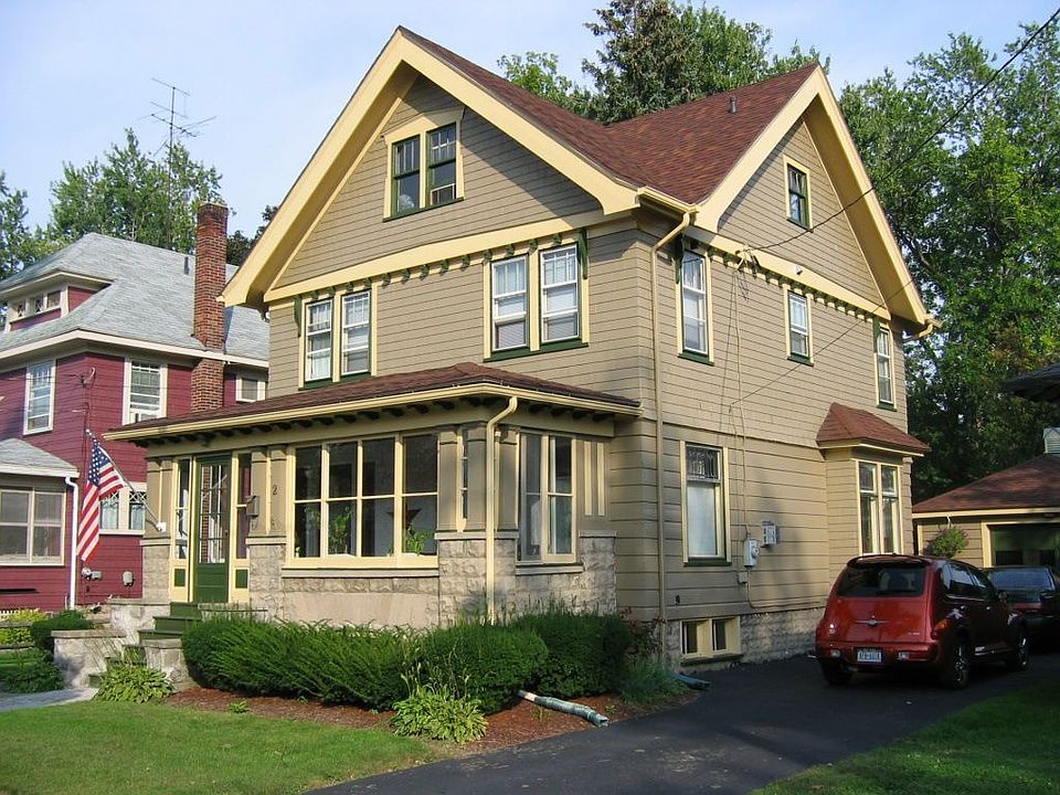 Front/street view