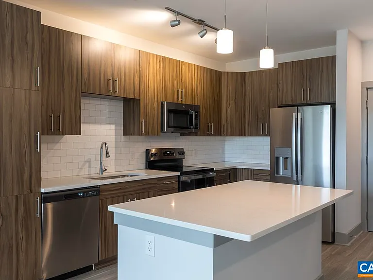 905 River Rd #114 — Photo 4