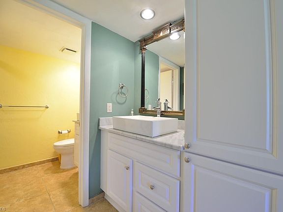 5th image of 25402 Golf Lake Cir APT 117