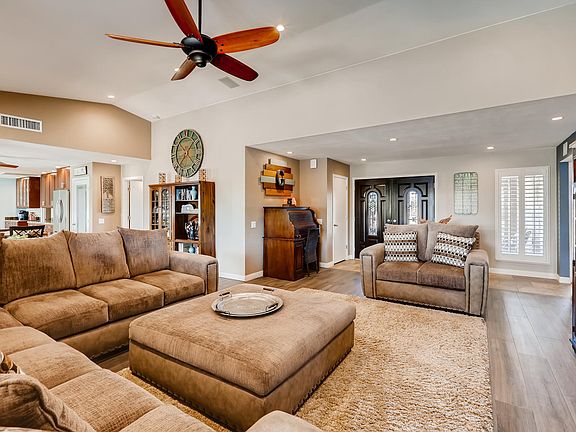 4th image of 12411 W Flagstone Dr