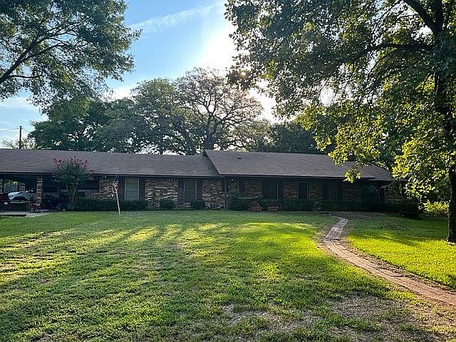 2nd image of 1225 Harlan Rd
