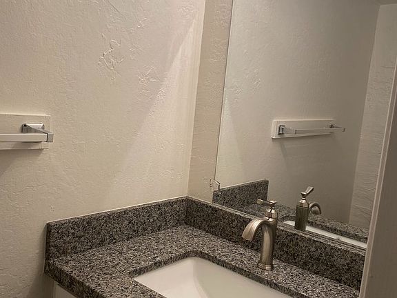 4th image of 6148 W Townley Ave
