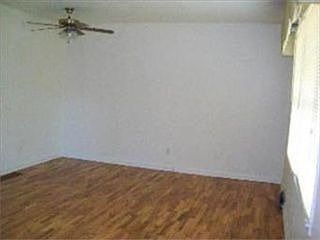 5th image of 4358 Everett Ave