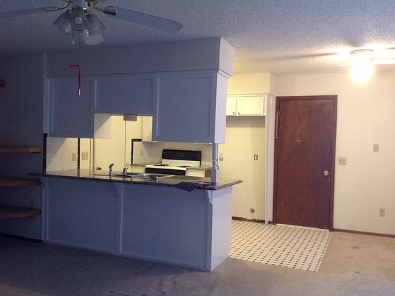 3rd image of 1908 Kirby Dr