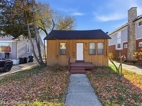 1308 E Lincoln Ave, Birmingham, MI 48009