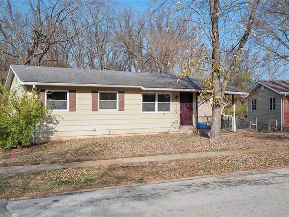 3rd image of 2905 Shores Dr