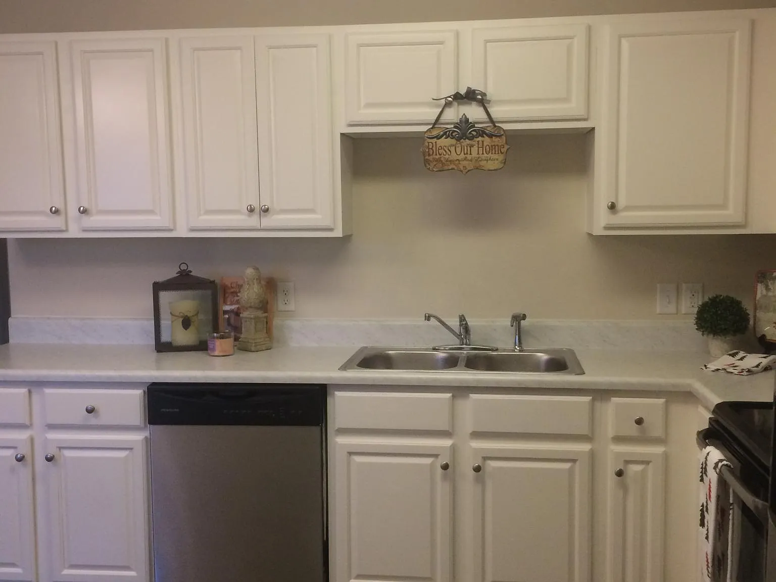 3 bed, 1242 sqft, $1,400 — Photo 3