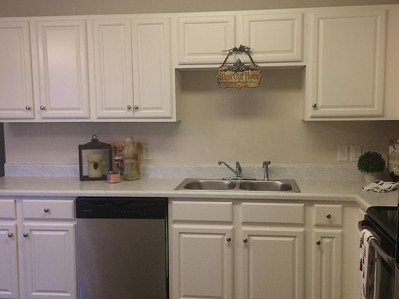 3rd image of 2635 Clover Ln
