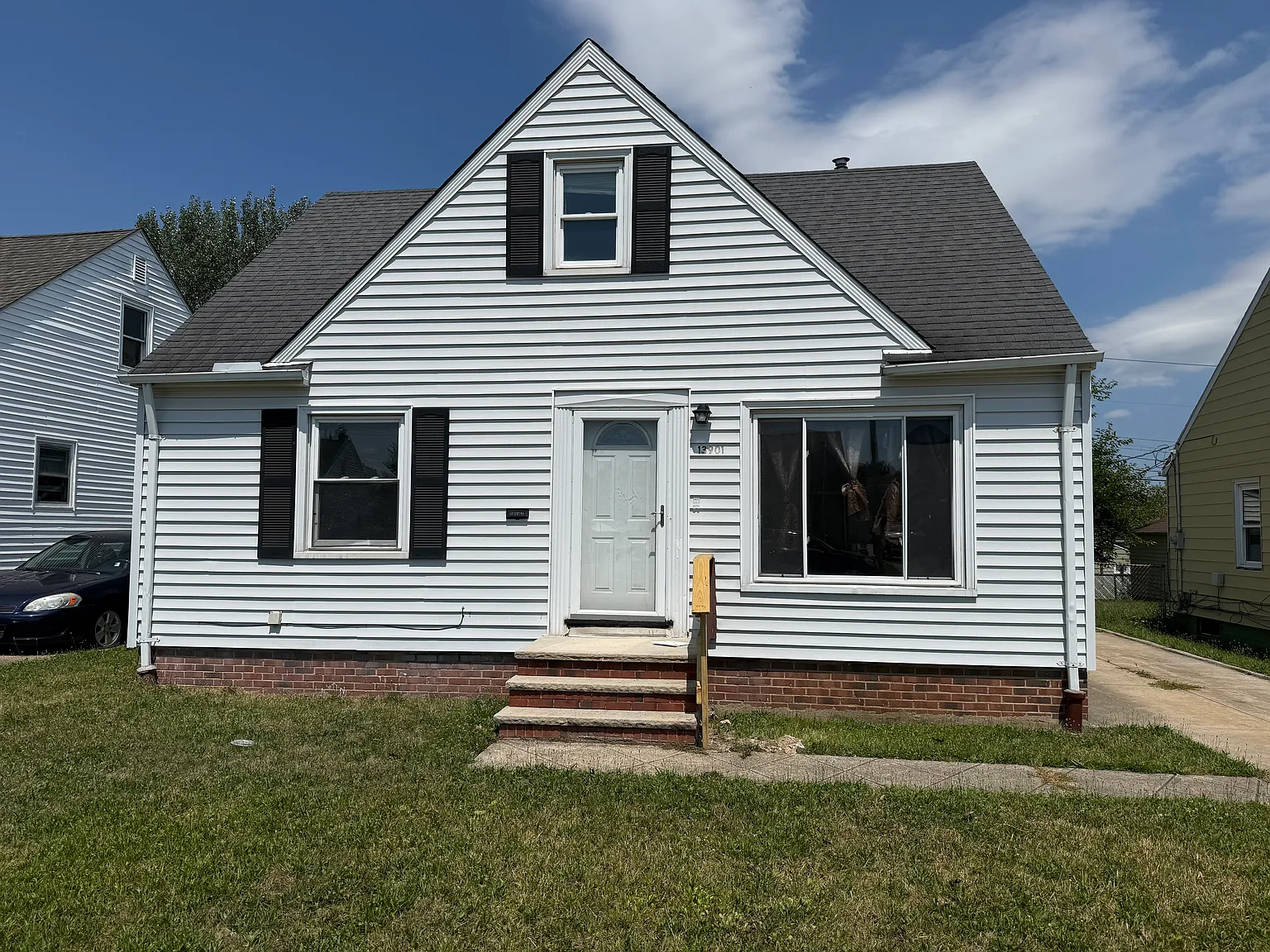 3 bed, 1.5 bath, 1170 sqft, $1,550 — Photo 1