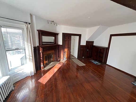 3rd image of 29 Ocean Ave APT 2