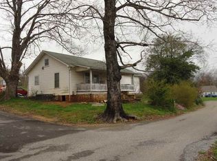 108 Crockett Ave, Calhoun, TN 37309