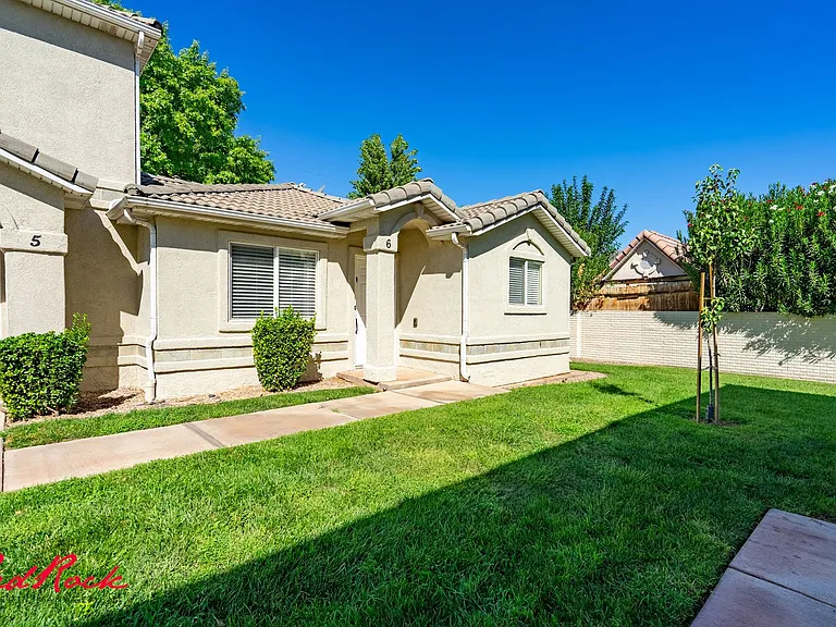 441 E Sunland Dr #6 — Photo 10