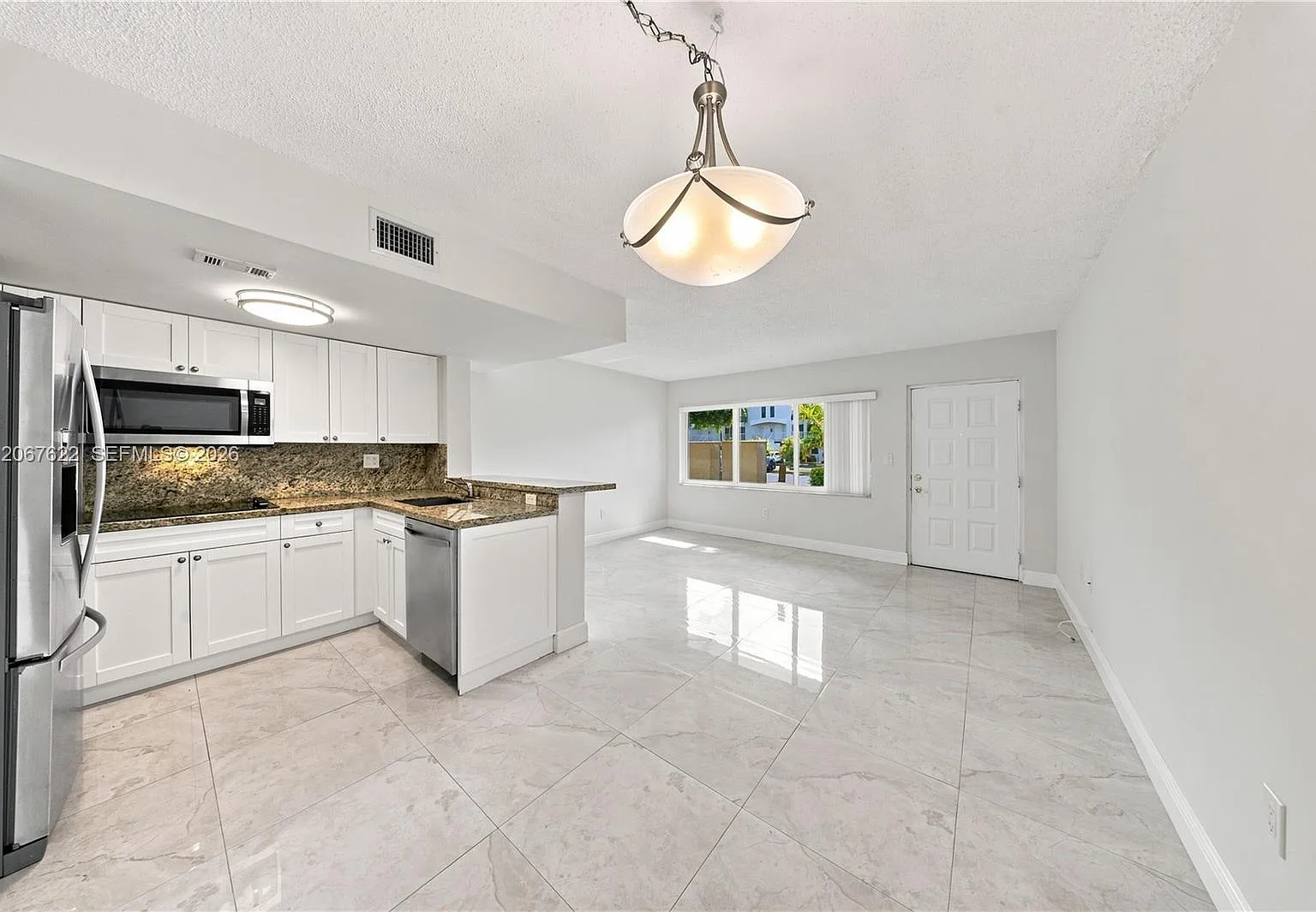 Coral Pointe Townhomes Co — Photo 1