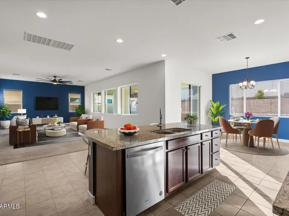 1125 E LA MIRADA Drive, Phoenix, AZ 85042