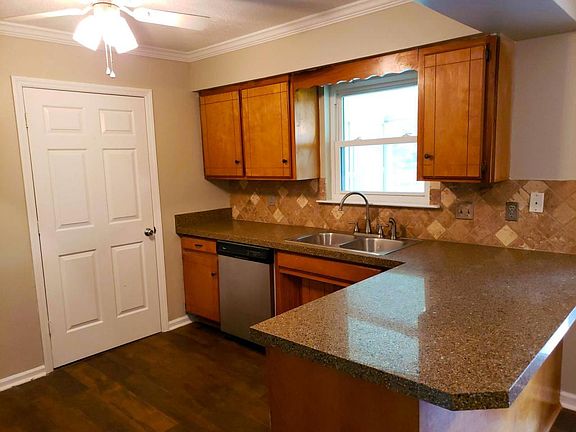 2nd image of 2610 Riverstone Dr