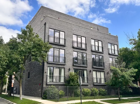 35 S Hoyne Ave #4A, Chicago, IL 60612