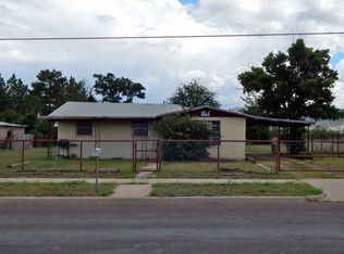 1706 W Gallego Ave, Alpine, TX 79830