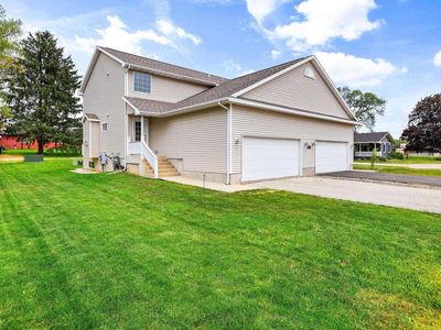 1415 2nd Street #B, New Glarus, WI, 53574