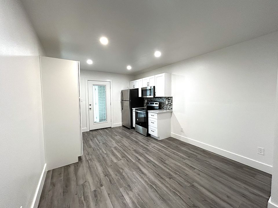 Jr 1 bed, 1 bath