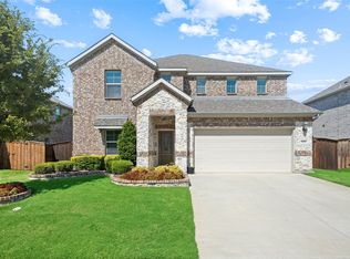 10105 Lakemont Dr, Fort Worth, TX 76131