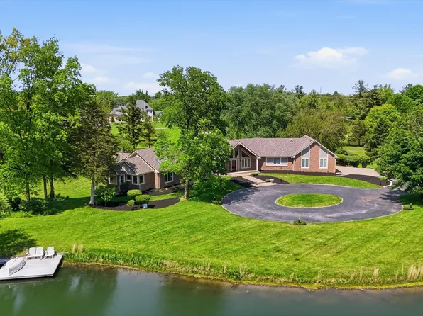 13500 Six Points Rd, Carmel, IN 46032