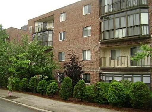 1st image of 64 Willard St APT 203