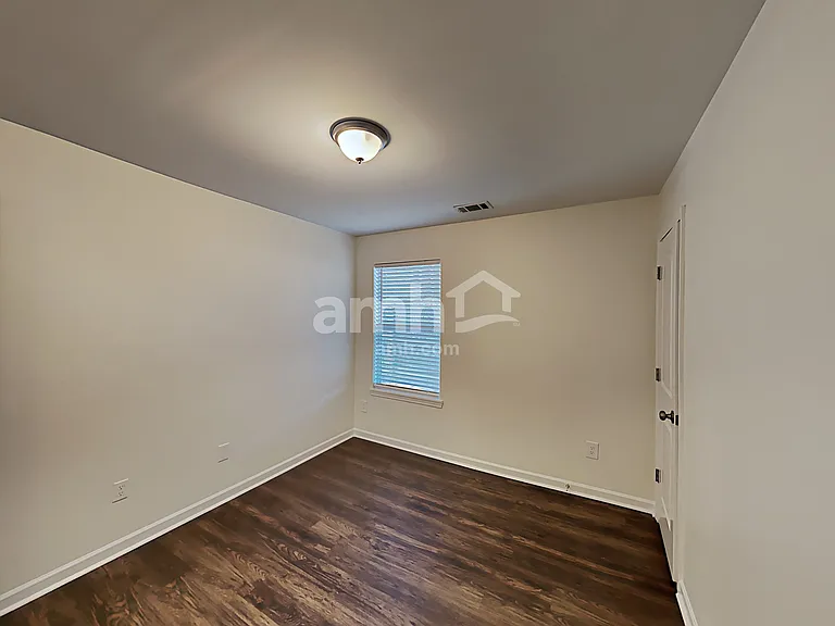 39 Camden Way — Photo 15