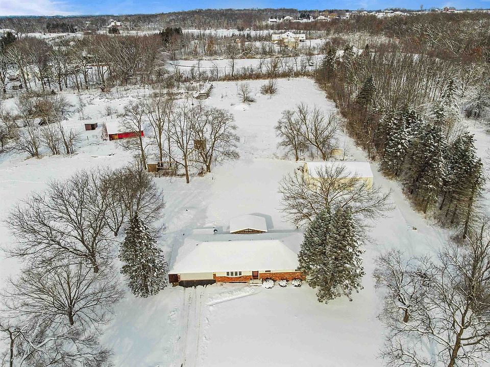 8222 E Rockton Rd, Roscoe, IL 61073 Zillow