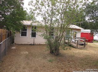 1618 Hough Ave, Adkins, TX 78101