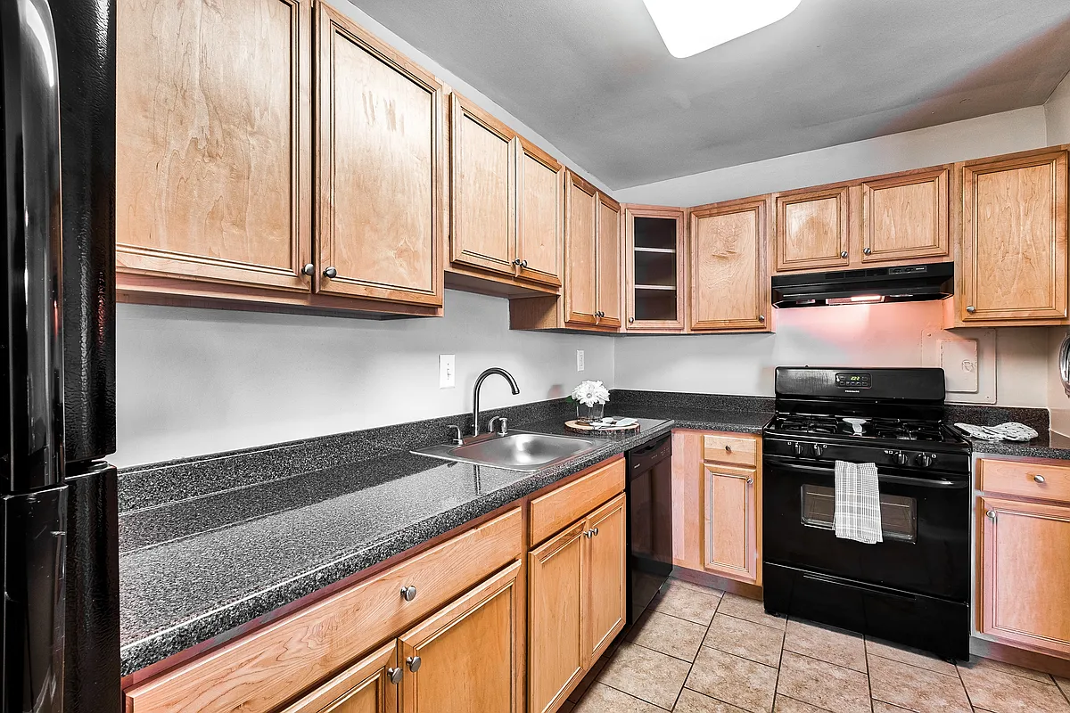 Building Photo - Spring Ridge Apartments