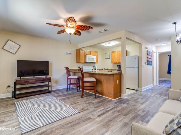 1664 Beach Blvd #155, Biloxi, MS 39531