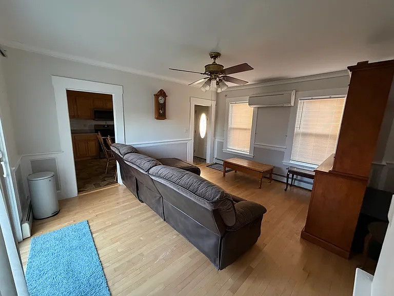 21 Stevens St #4 — Photo 4