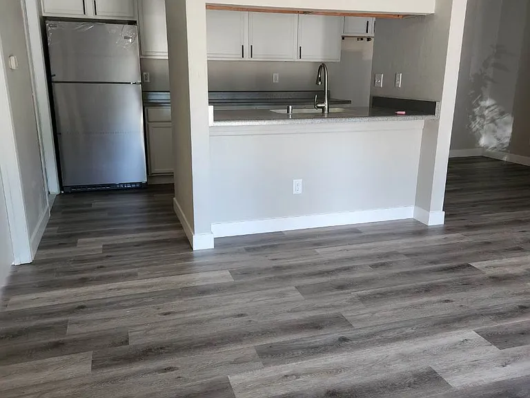 1320 Riverside Dr #1 — Photo 6