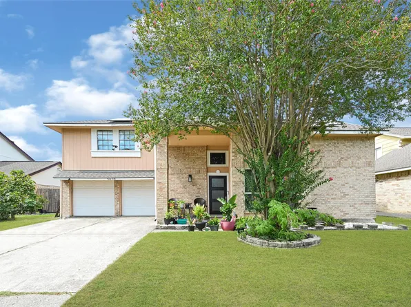 5638 Fairview Forest Dr, Houston, TX 77088