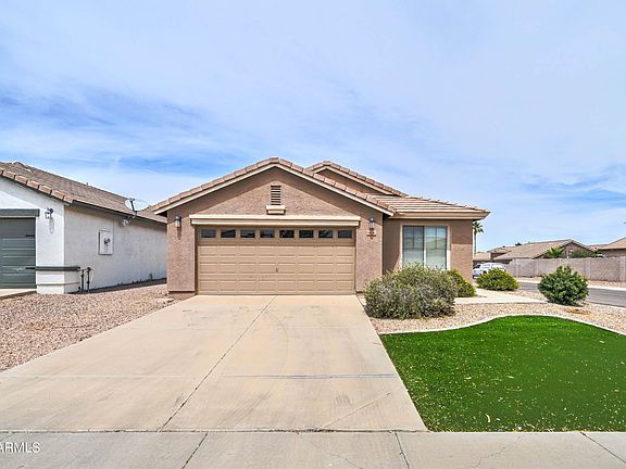 3rd image of 928 W DESERT HILLS Drive